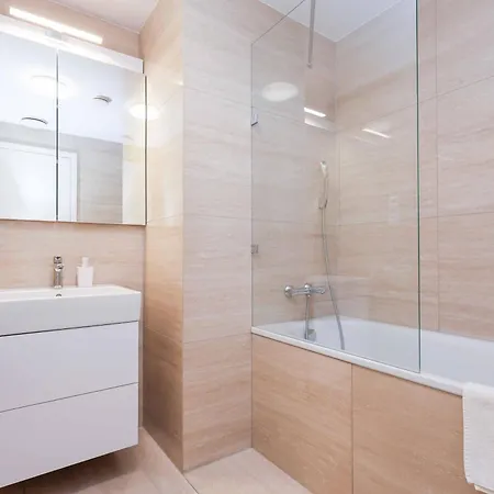 Apartmán Sky Park Tower 3, Free Parking And Beautiful Views