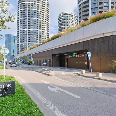 Apartmán Sky Park Tower 3, Free Parking And Beautiful Views