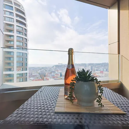 Sky Park Tower 3, Free Parking And Beautiful Views *