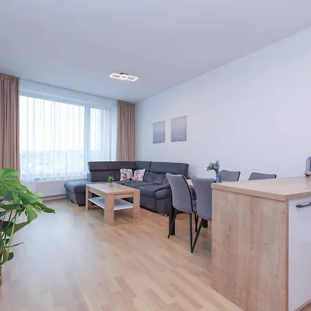 Sky Park Tower 3, Free Parking And Beautiful Views * ברטיסלאבה